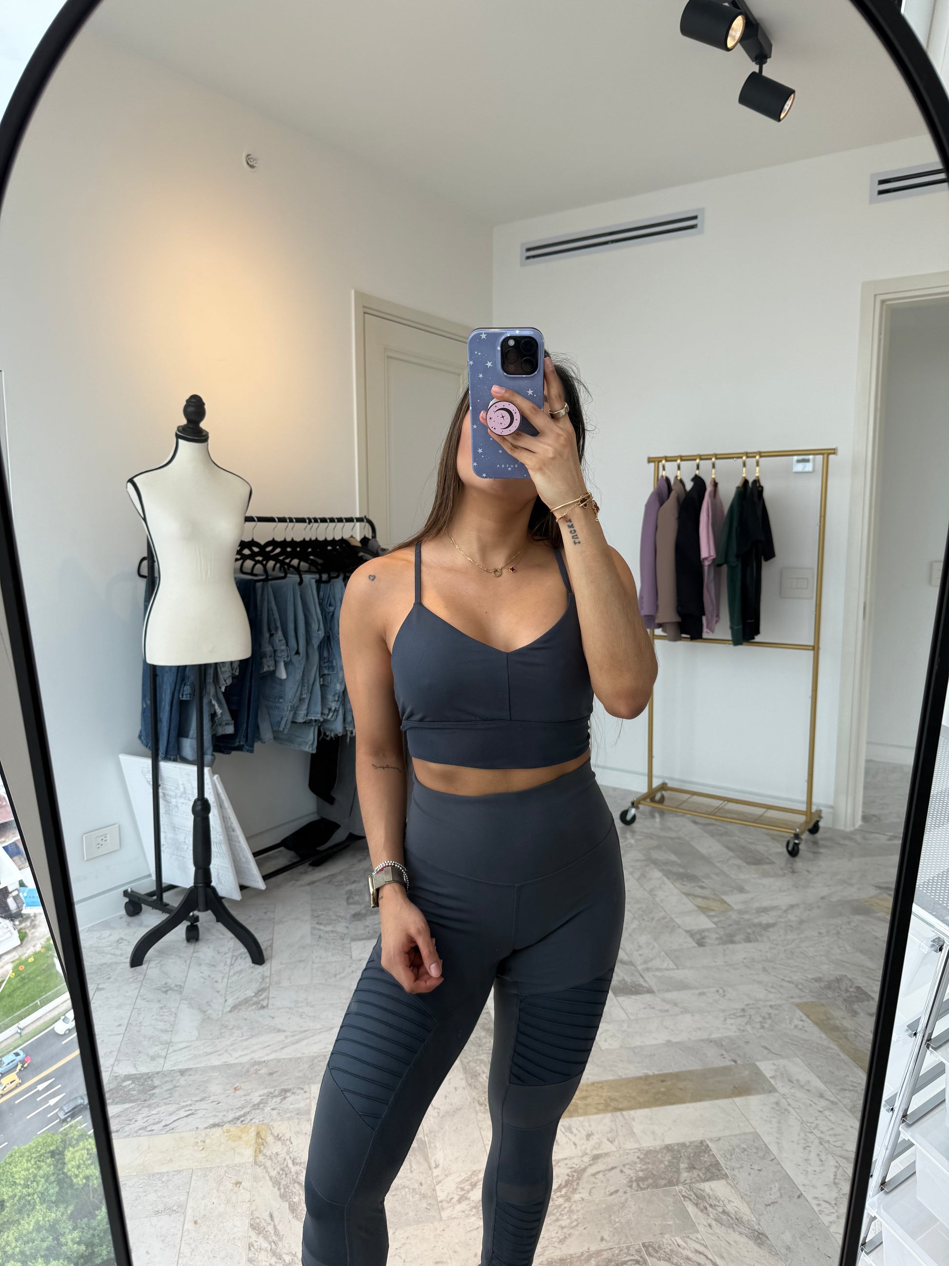 SET ALO YOGA